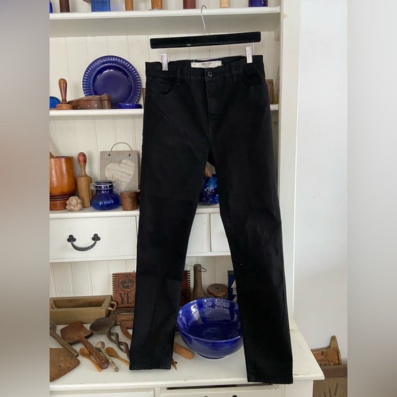 Parasuco - Picture 1 of 3